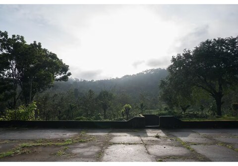 Chitrabanu Estate Stay