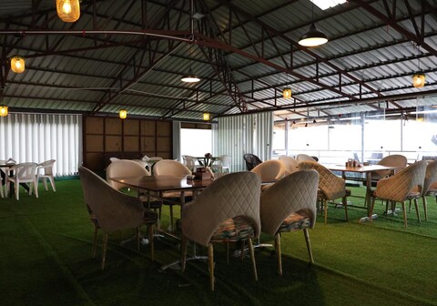 Shivanya Hills and Cafe