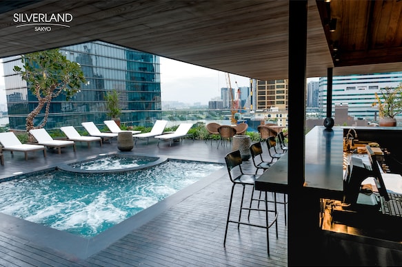 Silverland Sakyo Hotel