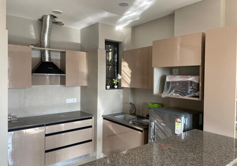 Suverra Boutique Studio And Apartment