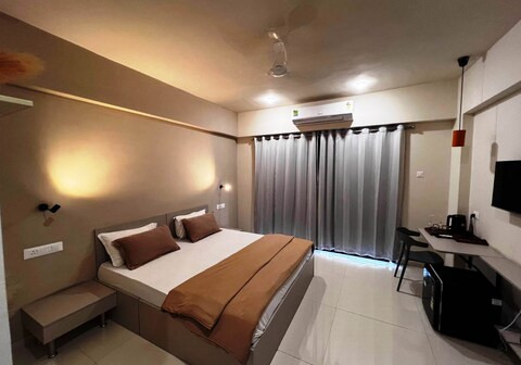 Hamlet Studio Apt 602 Baner Pune