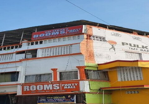 Sri Sekars Rooms
