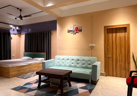 Leafyinn Garchuk, Guwahati