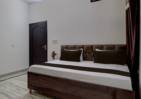 Hotel O OM RESIDENCY