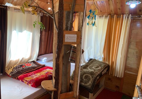 RRR | Cottages and Treehouse