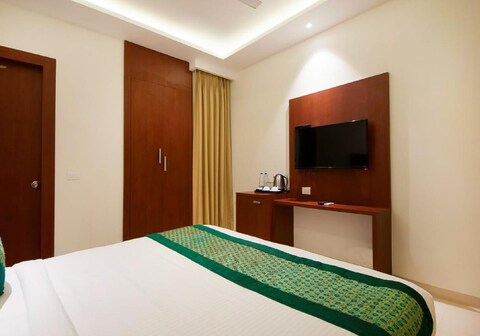 AARK AVALON - Near Delhi Airport Mahipalpur