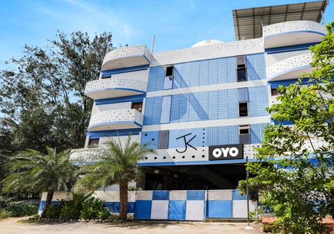 Hotel O Grand Residency