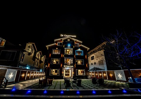 DE Courtyard Pahalgam