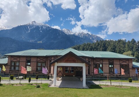 JKTDC Pahalgam Club