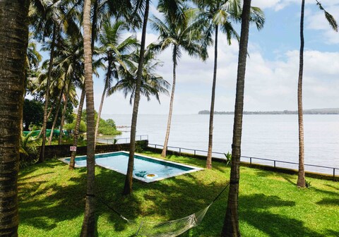 Baywater Private Pool Sea-View Vagator by psfgoa
