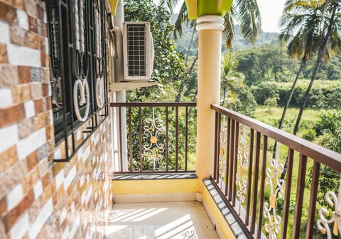 Dhanashree River View Guest House