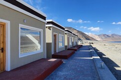 Grand Retreat | Luxury Chalet near Pangong Lake, Nubra Valley Grand Retreat | Luxury Chalet near Pangong Lake, Nubra Valley