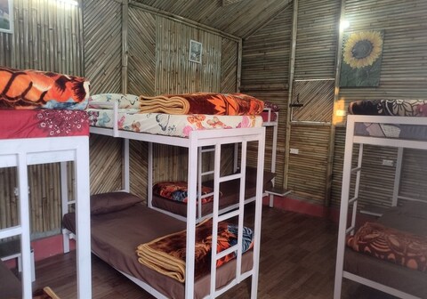 Babaji's Dorms : Kathgodam