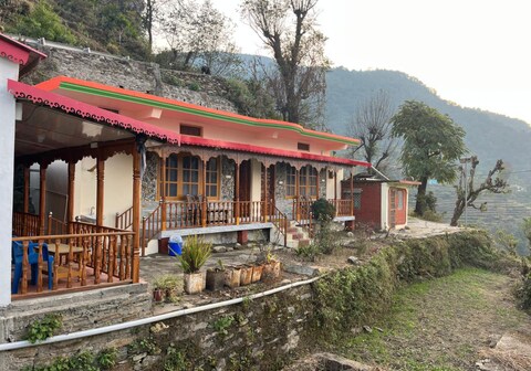 Himalayan hills comfortable homestay
