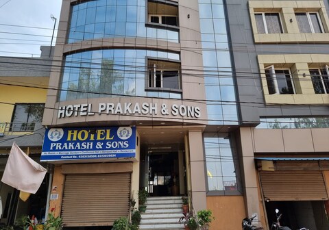 Hotel Prakash and Sons