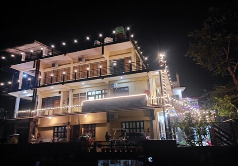 Sri Yoga Ashram | Forest, Mountain & River View Retreat