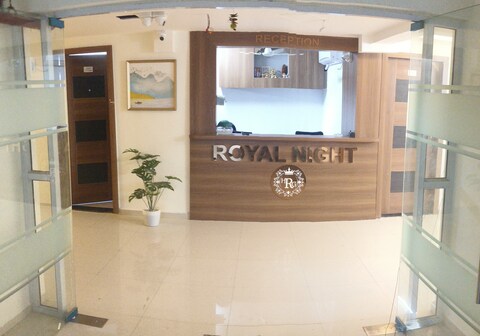 Hotel Royal night guesthouse