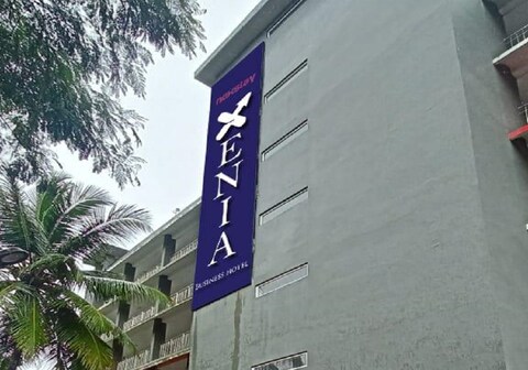 Xenia Business Hotel