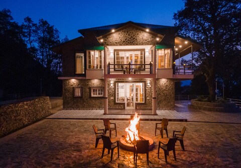 Foxoso Aamari Resort A Luxury Retreat