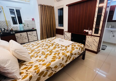 Stylish cozy Studio near Chettinadu Hospital