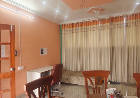 Fully Furnished 1BHK Deluxe Suite SA2 with Modular Kitchen at Ish Atithya Homestay