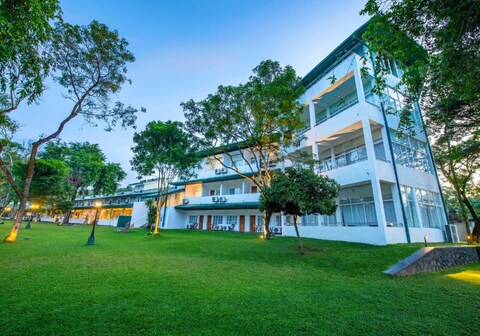 Hotel Sudu Araliya Polonnaruwa