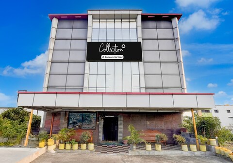 Super Collection O Karnampet Gate Formerly KVS Residency