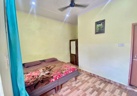 NANDA PALACE RESTAURENT & HOTEL