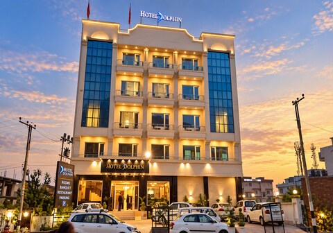 Hotel Dolphin