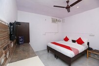 OYO 16149 Shiva Residency, Delhi OYO 16149 Shiva Residency, Delhi