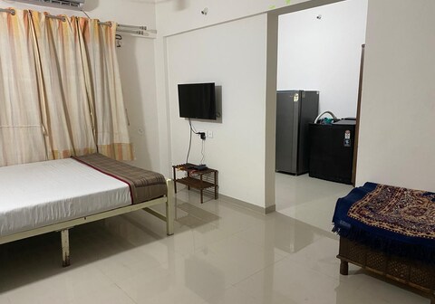 Easystayy 1BHK apartment - Kharadi