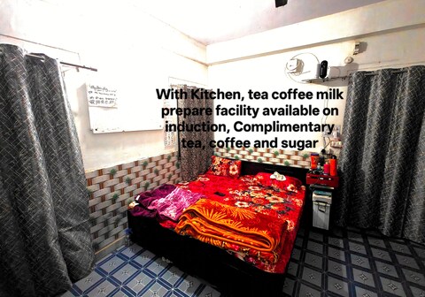 Shri Premanand G Niwas Sthaan