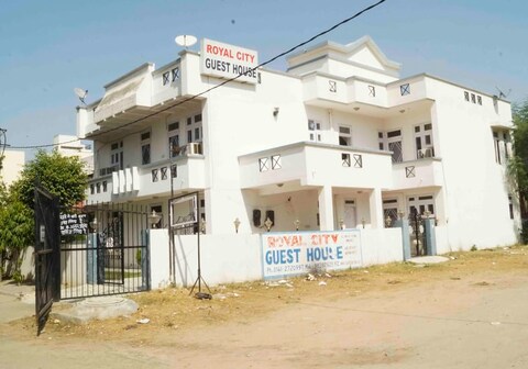 Royal City Guest House