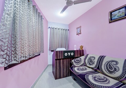 Hotel O Singh Residency