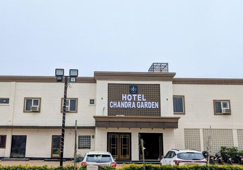 Hotel Chandra Garden