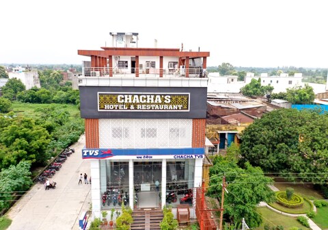 Chacha's Hotel & Restaurant