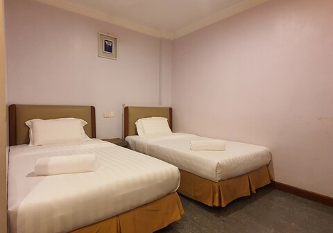 Capital O 90939 Sandakan Central Hotel