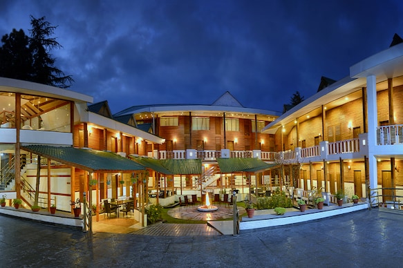 TreeHouse Chail Villas