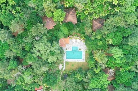 Raindrops Resorts Wayanad
