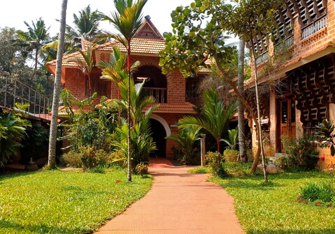 Gods Own Country Resort by Bestinn Leisure