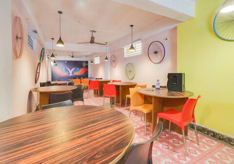 Hotel O Moonlight Inn