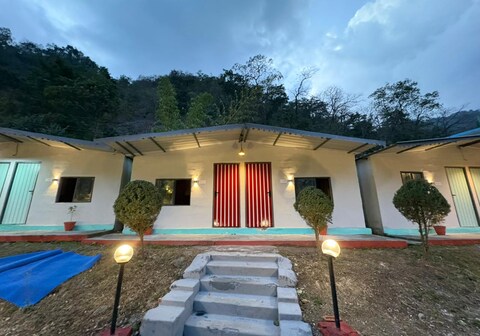 Serene Vistas Riverside Resort