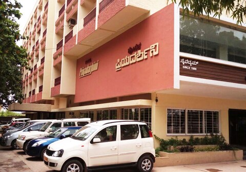 Hotel Priyadarshini Classic