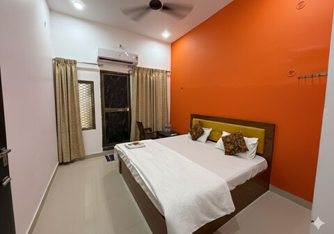 Shree ram homestay 3km from mandir