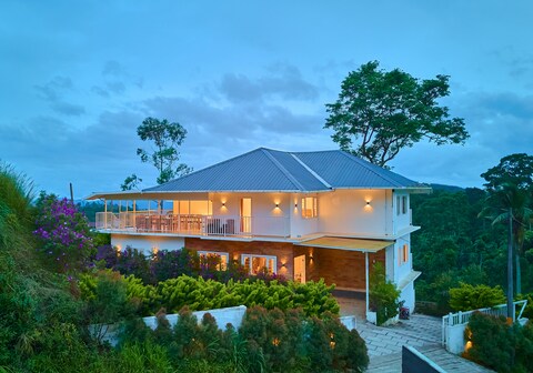 Munnar Ice Pellets Resort by VOYE HOMES