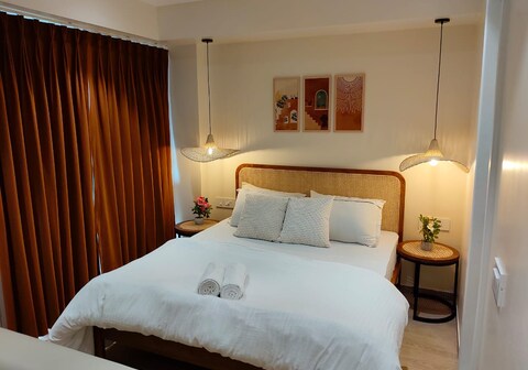 Yugen: Furnished Studio Apt| Near Airport | View