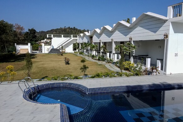 Yellow Tail by Puggles Resorts