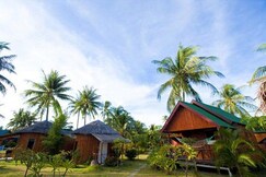 The Relax Beach Resort Koh Phangan, Ko Phangan The Relax Beach Resort Koh Phangan, Ko Phangan