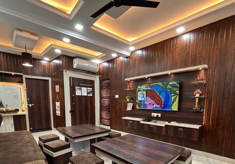 Kashi Homestay - Beautiful Entire 2BHK Apartment