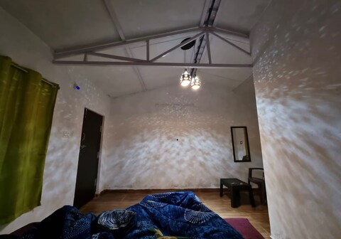 Backpackerz Base Camp